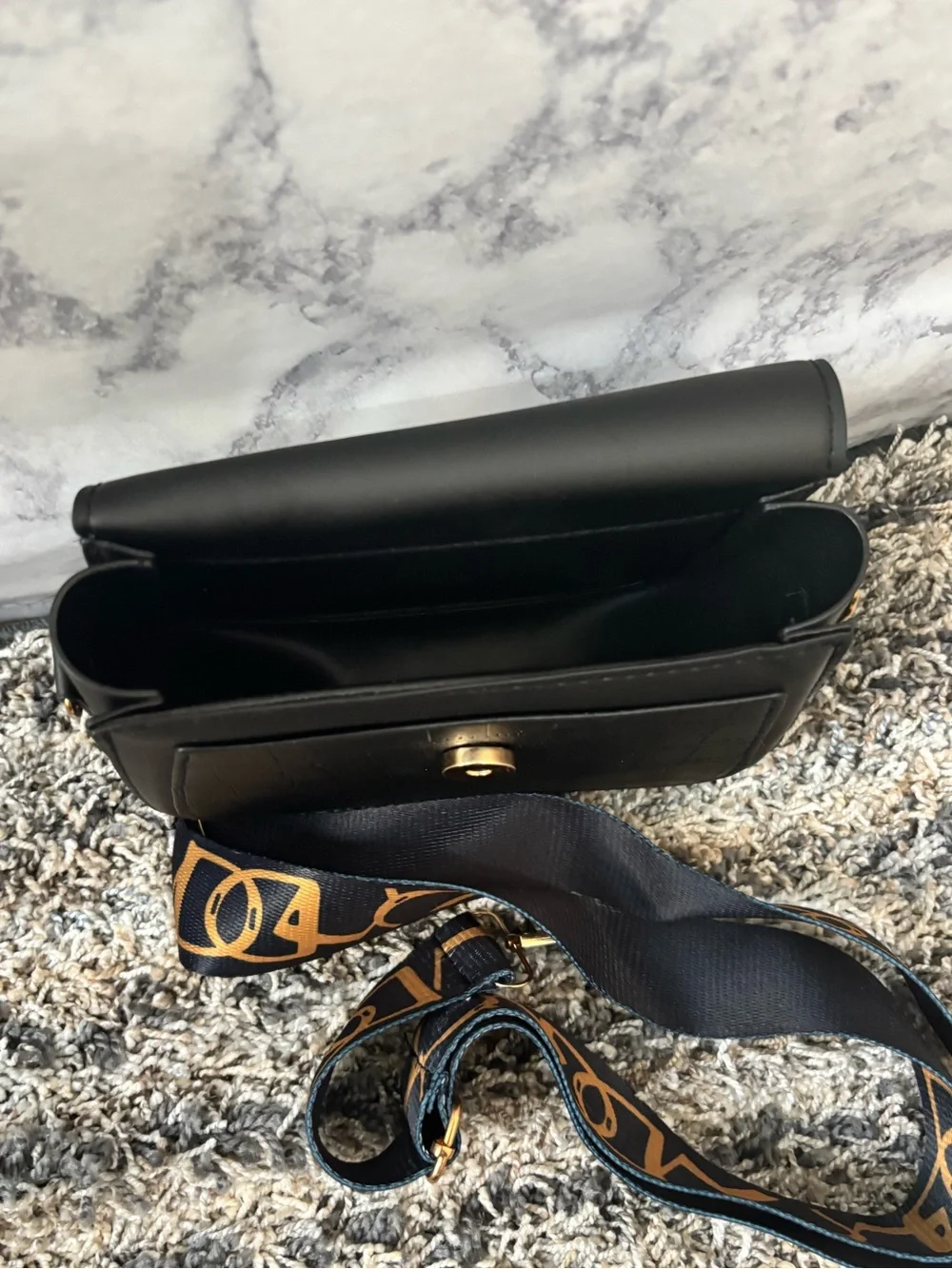 Black Crossbody with Croc-Detail and Printed Strap